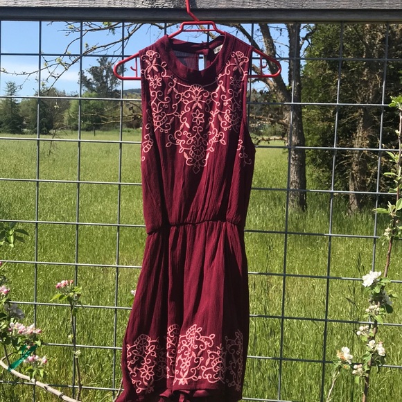 Super cute romper!🌟 - Picture 1 of 5